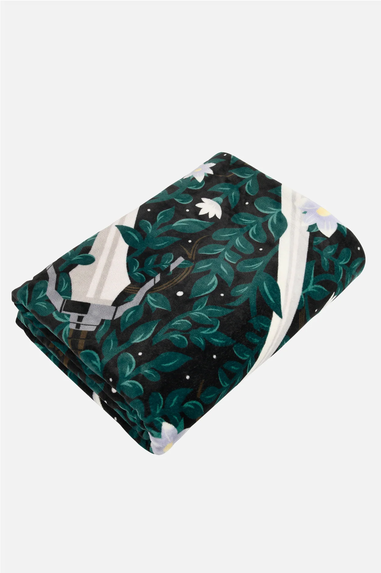 THE WITCHER GERALT'S SWORDS BLANKET - Image 4
